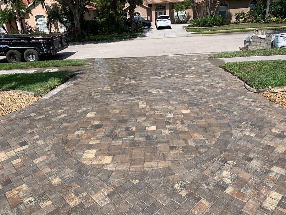 Custom Paver Inlays — Paver Mac project photo 3