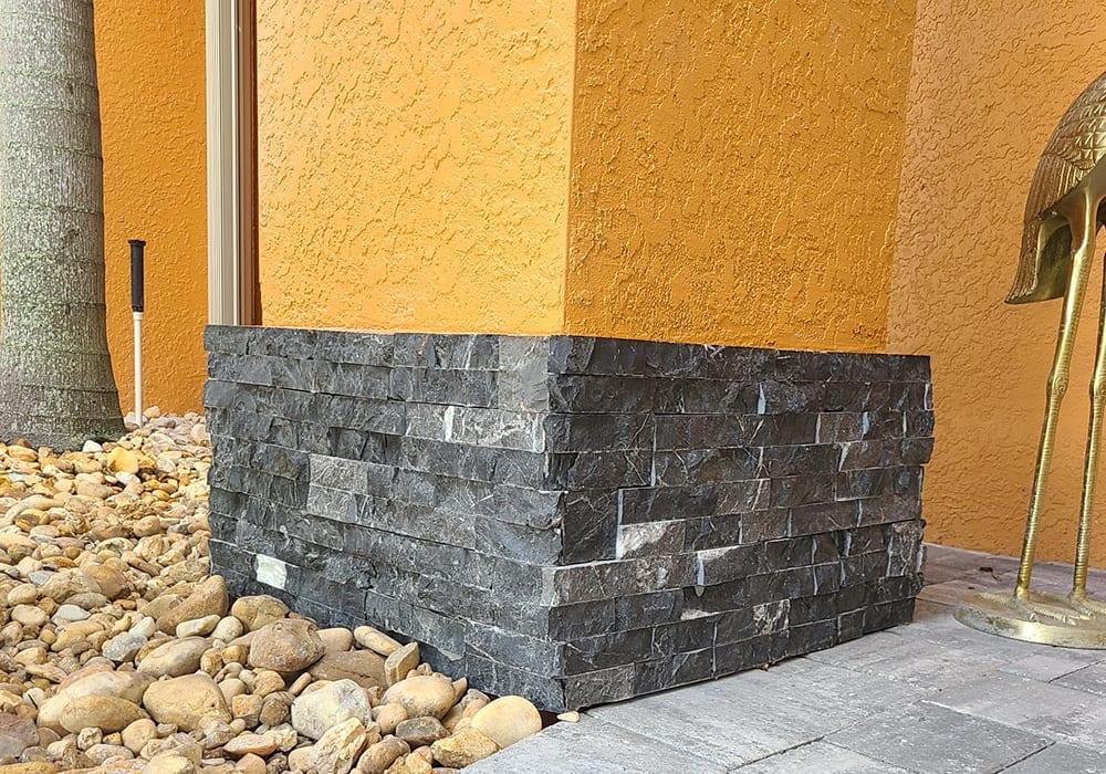 Split-Face Walls & Planters — Paver Mac project photo 9