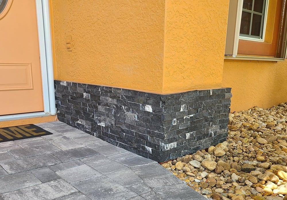 Split-Face Walls & Planters — Paver Mac project photo 10